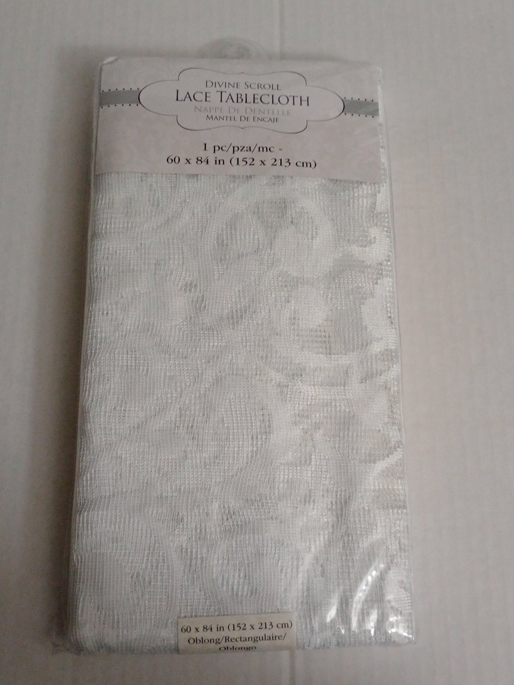 Benson Mills Divine Scroll White Lace Tablecloth 60" x 84" Oblong 2012 NIP